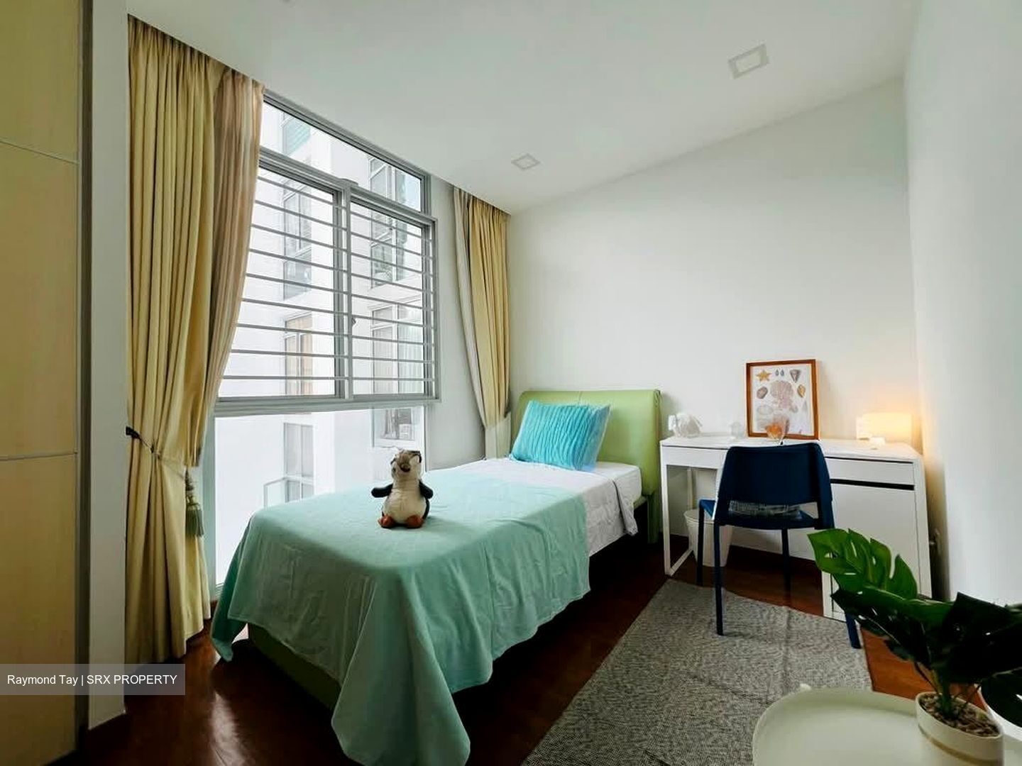 The Lakeshore (D22), Condominium #563248851